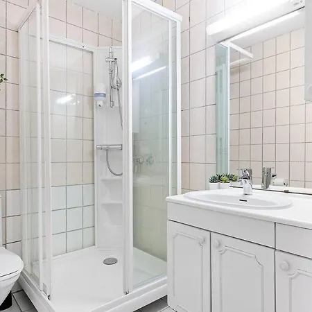 Private Double Next To Fish Market Apartmán