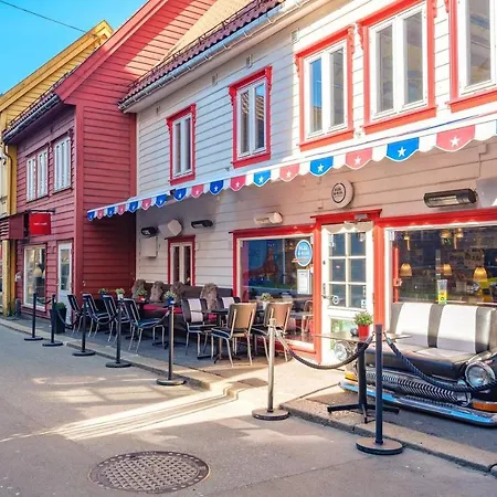 Private Double Next To Fish Market