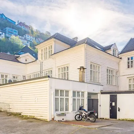 Private Double Next To Fish Market * Bergen